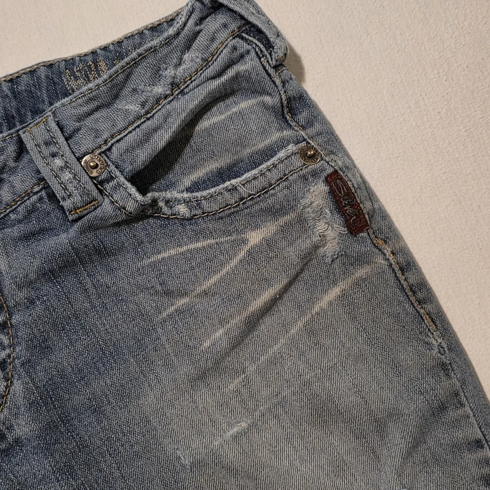 Silver Hillary Bermuda Denim Jean Shorts Fashion Distressing And Holes Low Rise